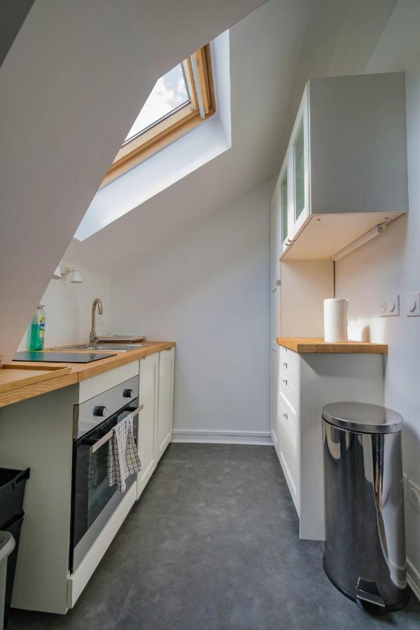 Sainte-Anne Apartment Реймс Екстериор снимка